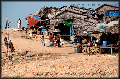 Boat trip: Battambang to Siem Reap - Cambodia