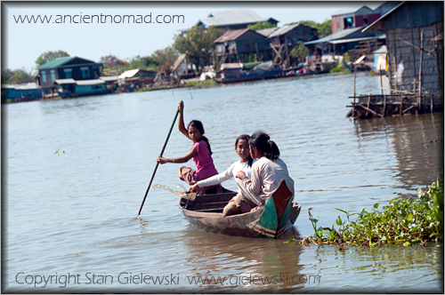 Boat trip: Battambang to Siem Reap - Cambodia